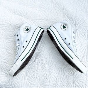 Converse Chuck Taylor CTAS - size 6 white canvas w/green detail - worn once